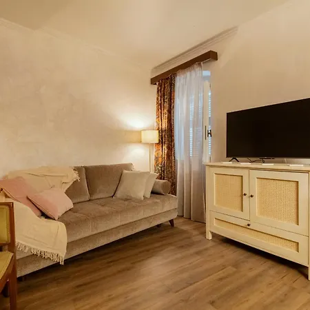 Апартаменты Skalinada House By Loc Hospitality Corfu (city)