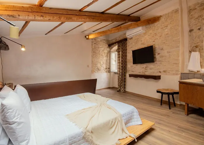 Skalinada House By Loc Hospitality Apartament *